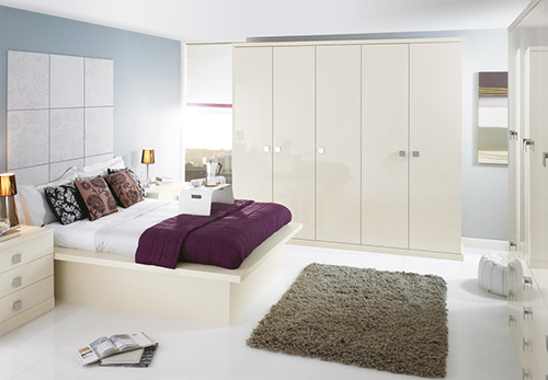 Holcombe Bedroom Furniture - Gloss Oyster